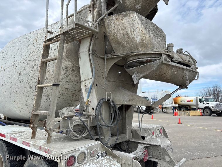 image for item FB3317 2002 Sterling L8500 ready mix truck