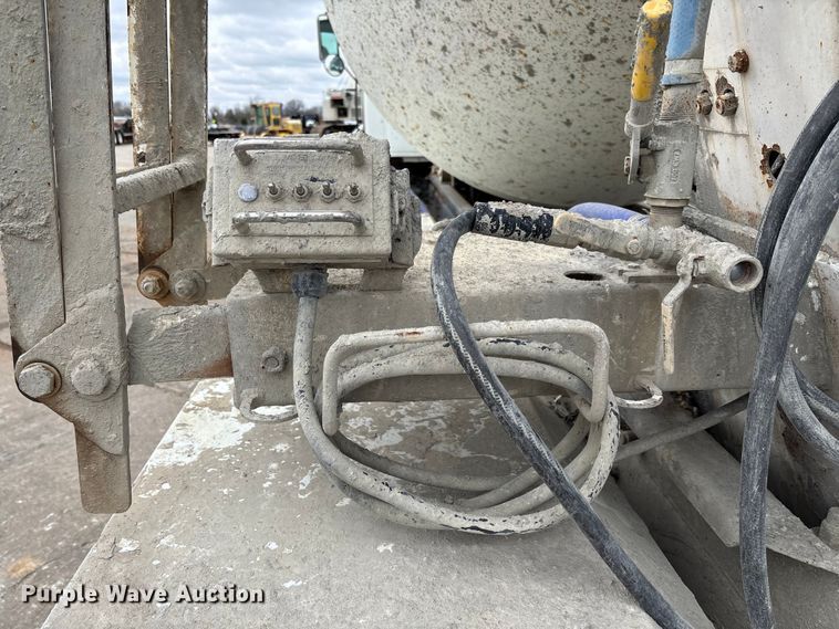 image for item FB3317 2002 Sterling L8500 ready mix truck