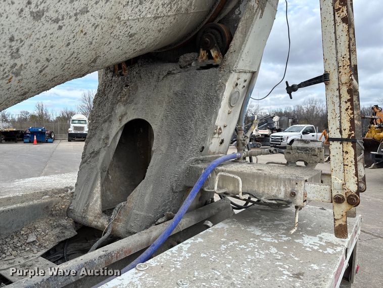 image for item FB3317 2002 Sterling L8500 ready mix truck