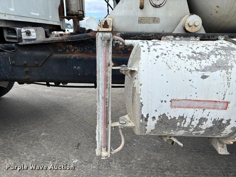 image for item FB3317 2002 Sterling L8500 ready mix truck