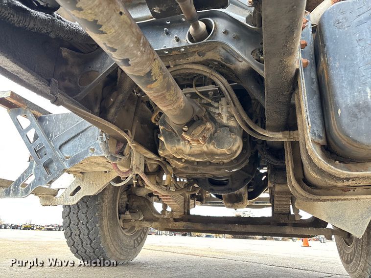 image for item FB3317 2002 Sterling L8500 ready mix truck