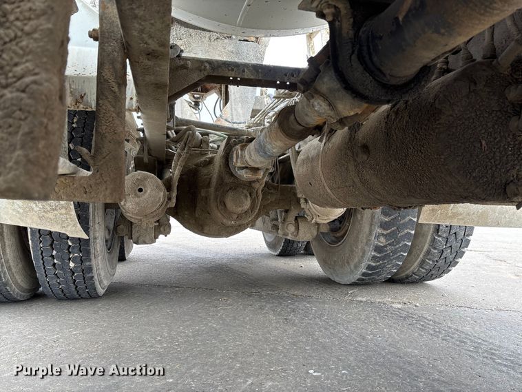 image for item FB3317 2002 Sterling L8500 ready mix truck