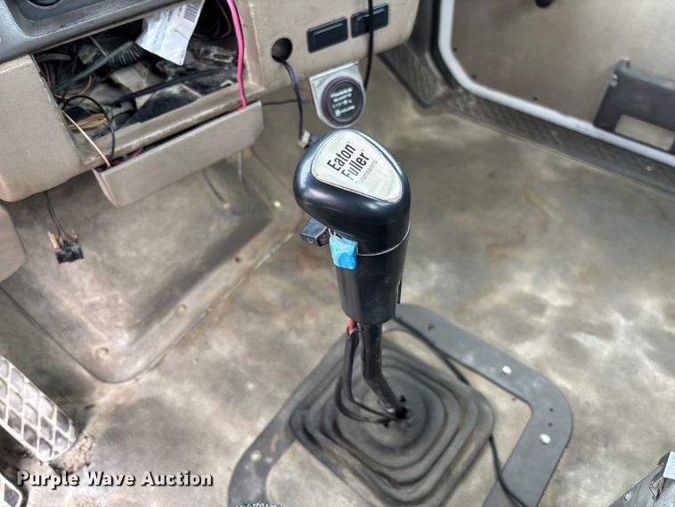 image for item FB3317 2002 Sterling L8500 ready mix truck