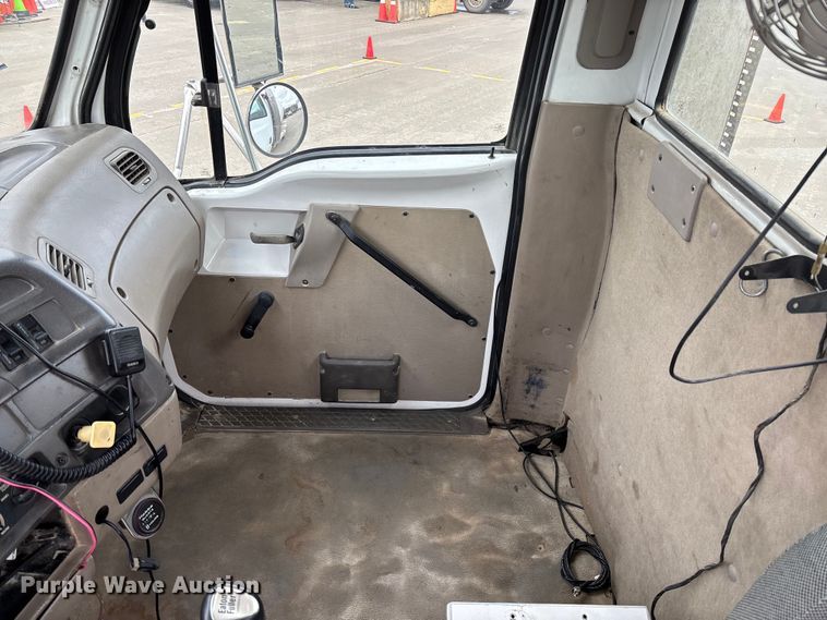 image for item FB3317 2002 Sterling L8500 ready mix truck