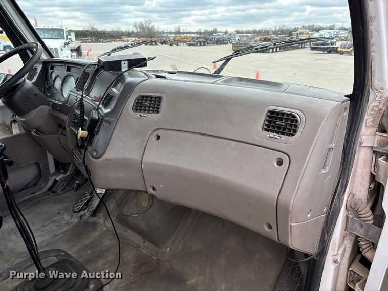 image for item FB3317 2002 Sterling L8500 ready mix truck