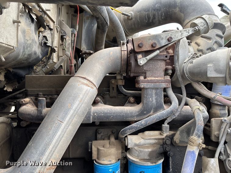 image for item FB3317 2002 Sterling L8500 ready mix truck