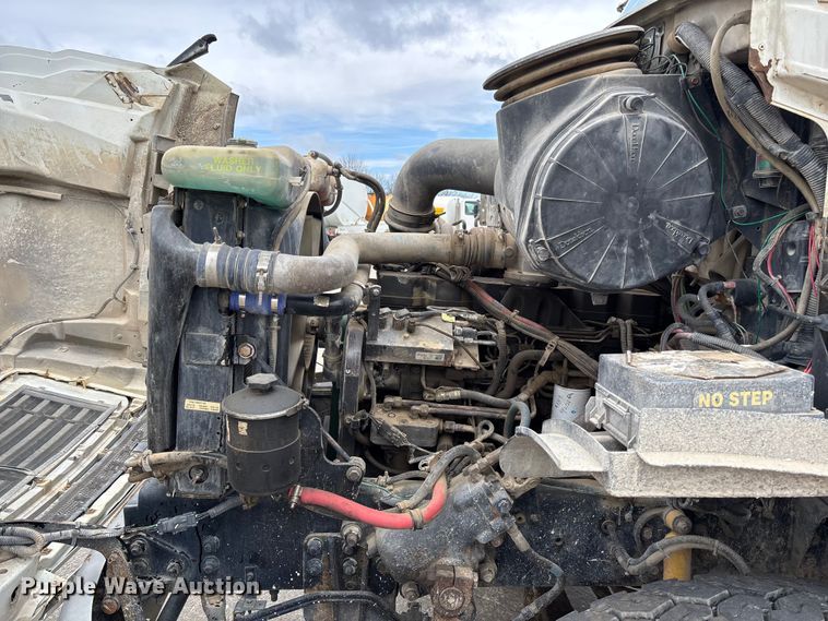image for item FB3317 2002 Sterling L8500 ready mix truck