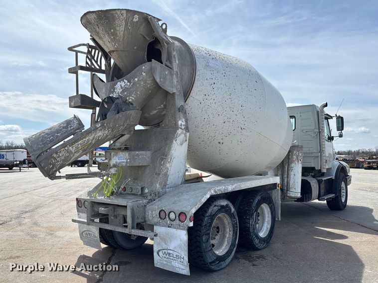 image for item FB3318 2014 Volvo VHD ready mix truck