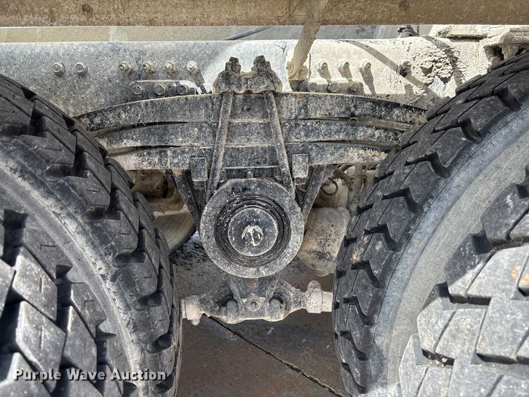 image for item FB3318 2014 Volvo VHD ready mix truck