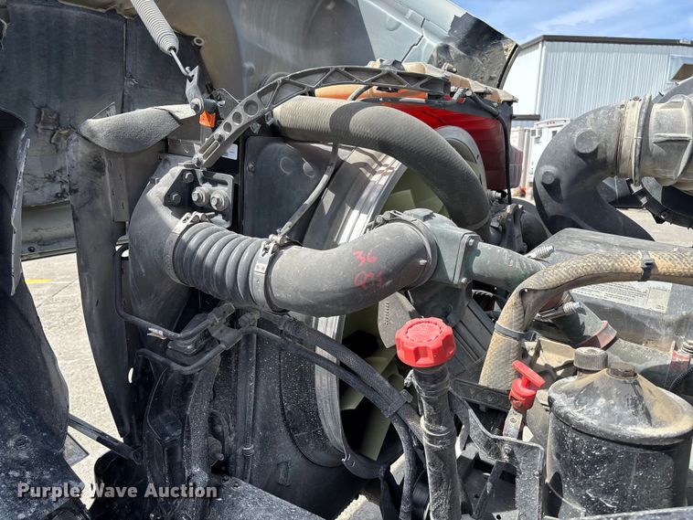 image for item FB3318 2014 Volvo VHD ready mix truck