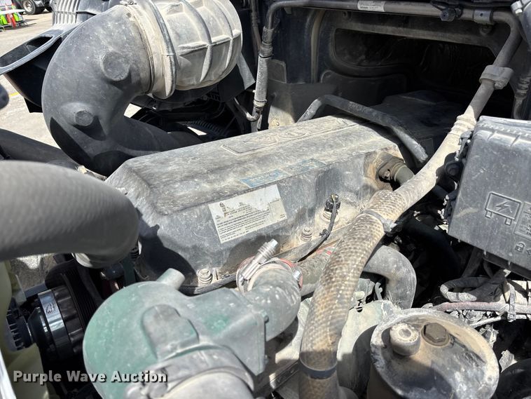 image for item FB3318 2014 Volvo VHD ready mix truck