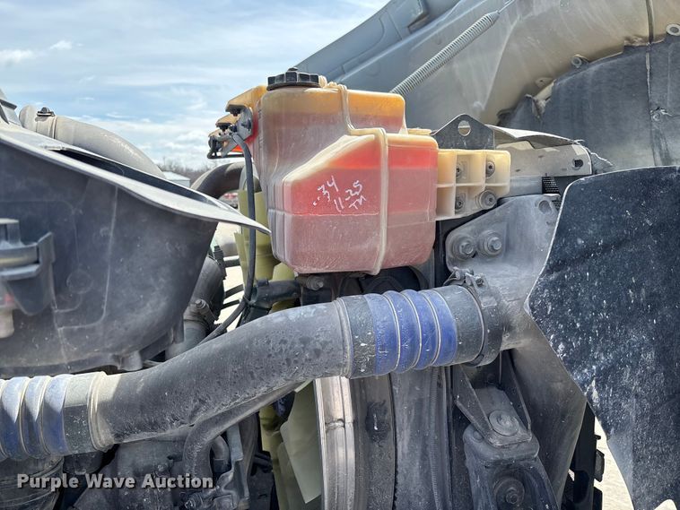 image for item FB3318 2014 Volvo VHD ready mix truck