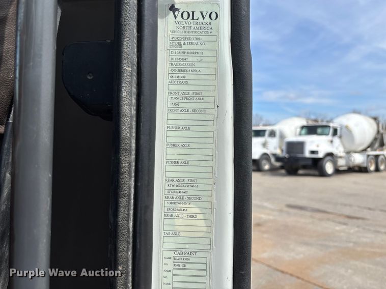 image for item FB3318 2014 Volvo VHD ready mix truck