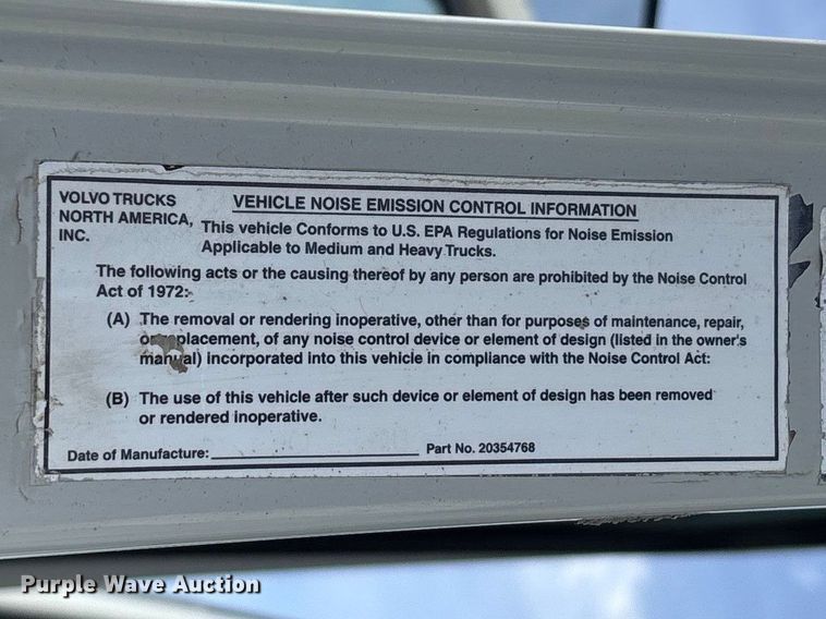 image for item FB3318 2014 Volvo VHD ready mix truck