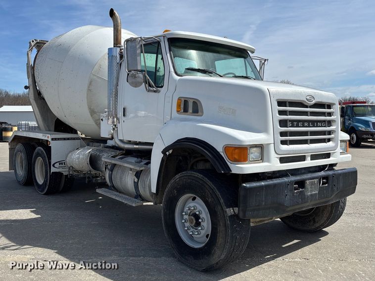 image for item FB3319 2007 Sterling L9500 ready mix truck