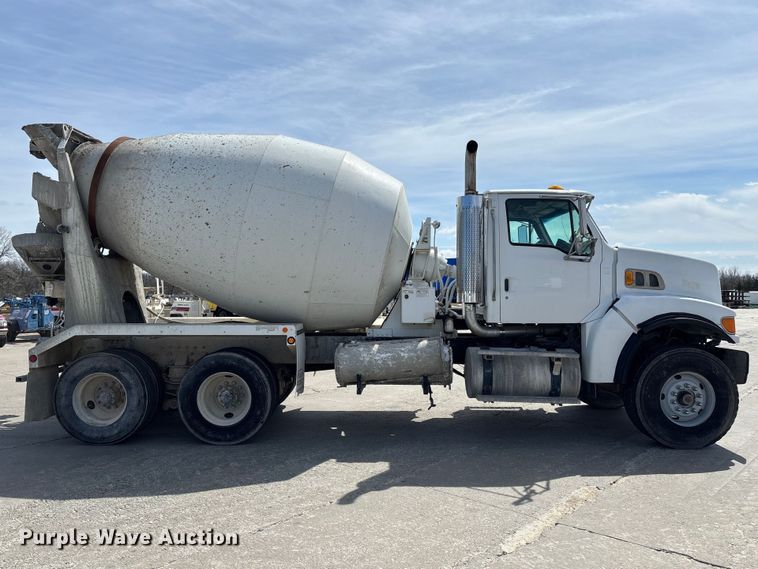 image for item FB3319 2007 Sterling L9500 ready mix truck