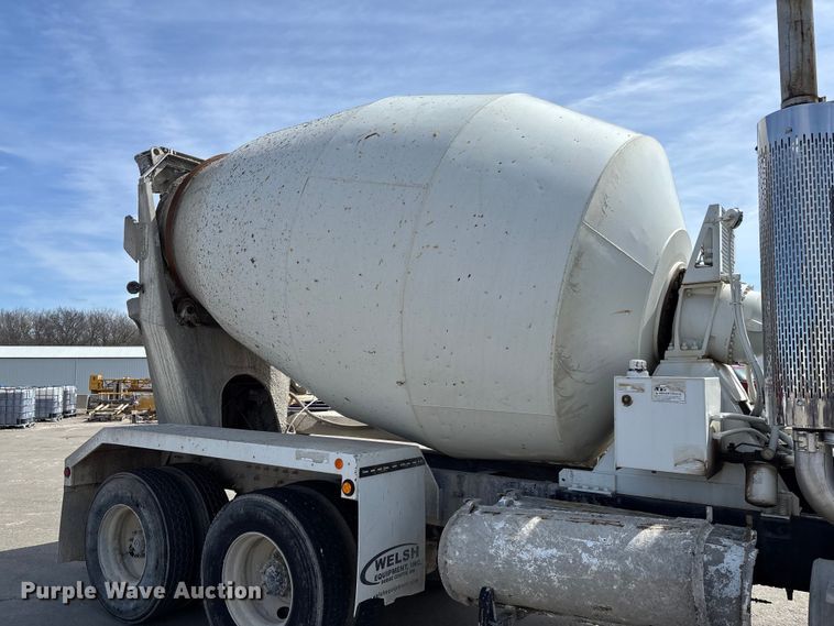 image for item FB3319 2007 Sterling L9500 ready mix truck