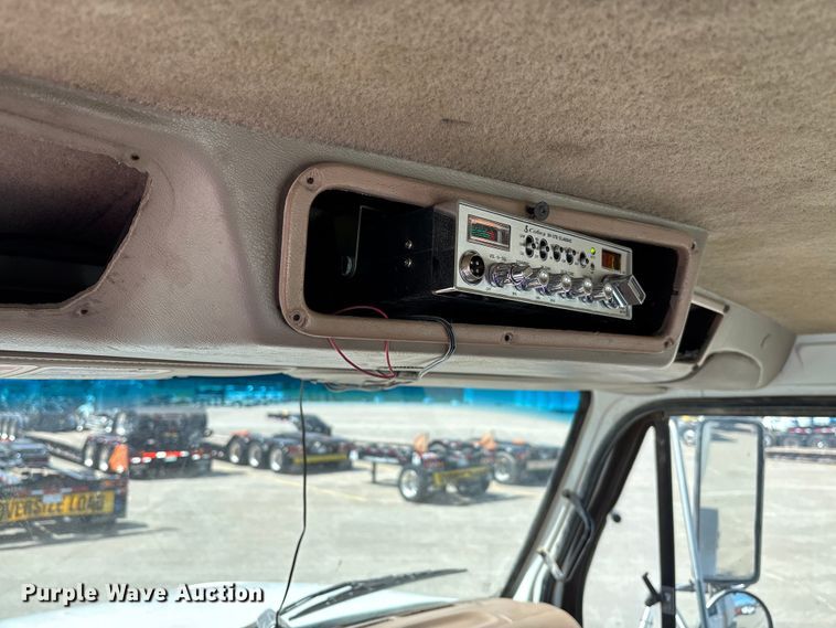 image for item FB3319 2007 Sterling L9500 ready mix truck