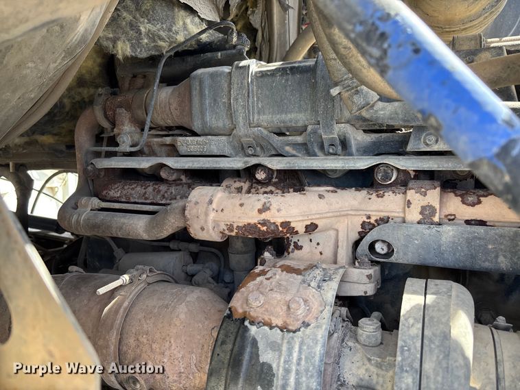 image for item FB3319 2007 Sterling L9500 ready mix truck