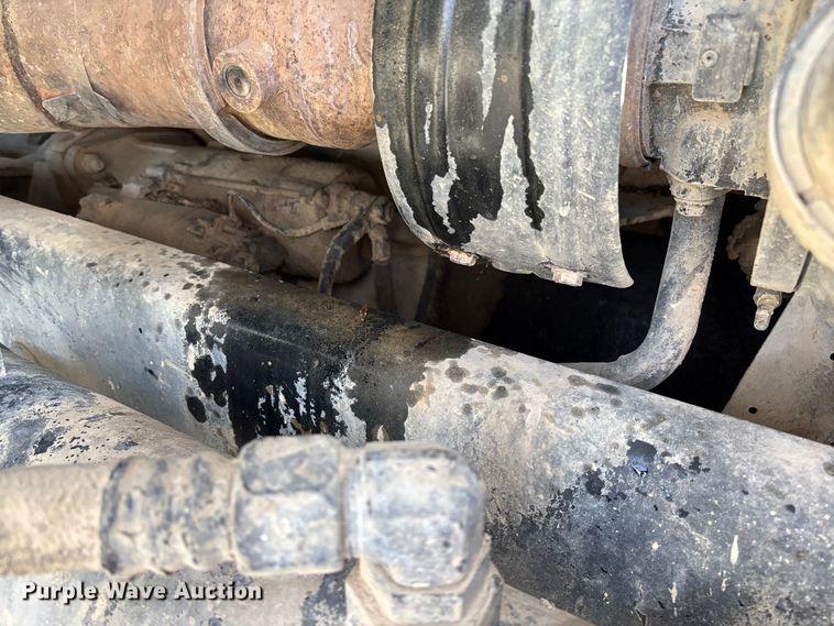 image for item FB3319 2007 Sterling L9500 ready mix truck