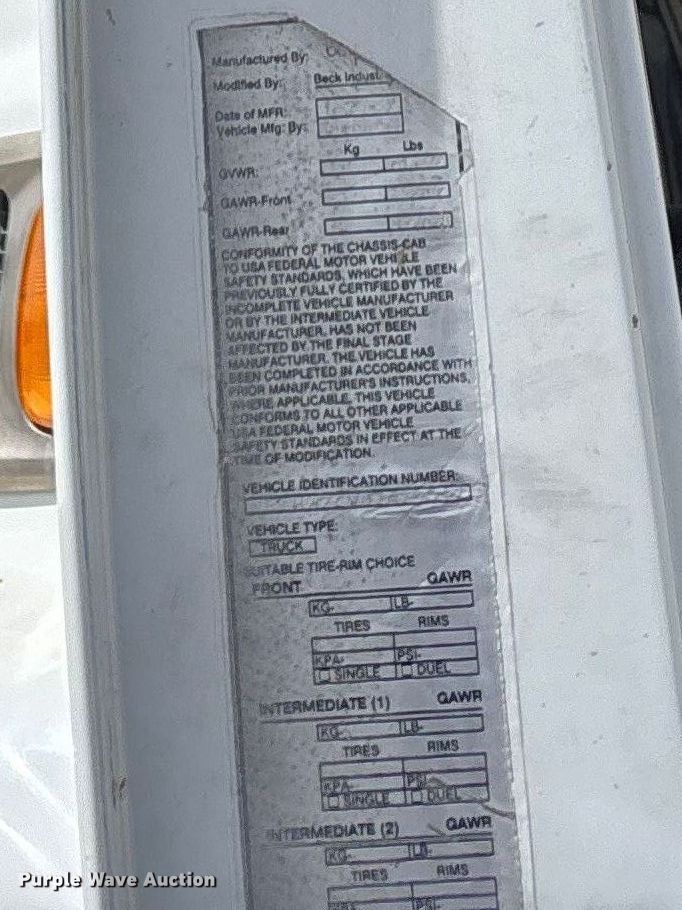 image for item FB3319 2007 Sterling L9500 ready mix truck