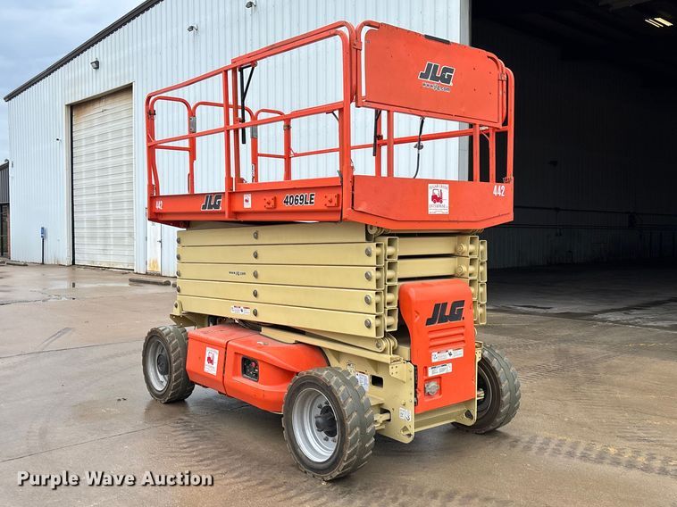 image for item FB3355 JLG 4069LE scissor lift