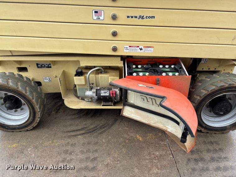 image for item FB3355 JLG 4069LE scissor lift