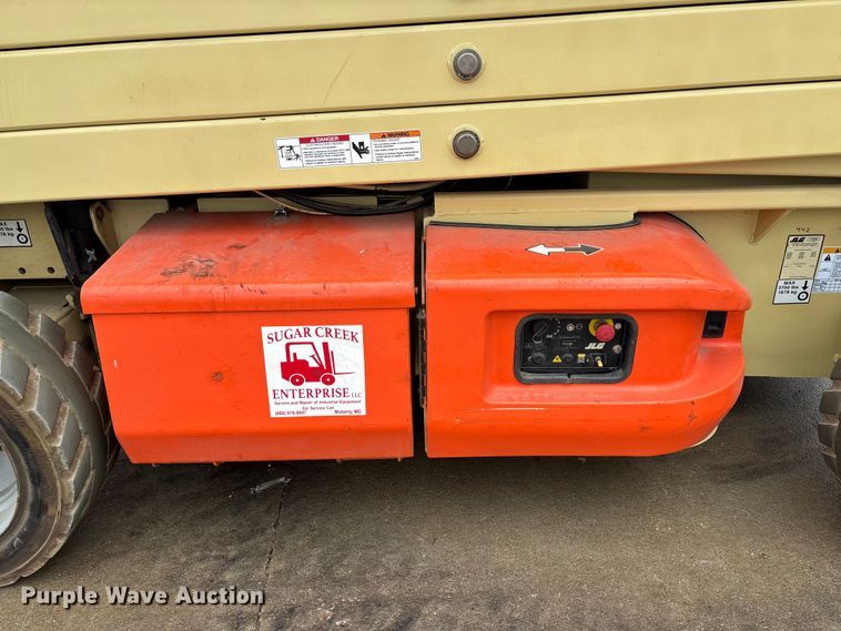 image for item FB3355 JLG 4069LE scissor lift