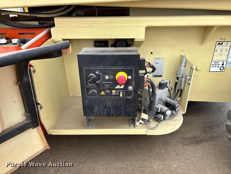 image for item FB3355 JLG 4069LE scissor lift