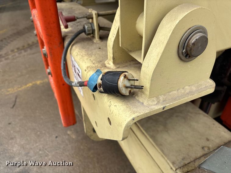 image for item FB3355 JLG 4069LE scissor lift