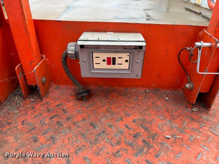 image for item FB3355 JLG 4069LE scissor lift