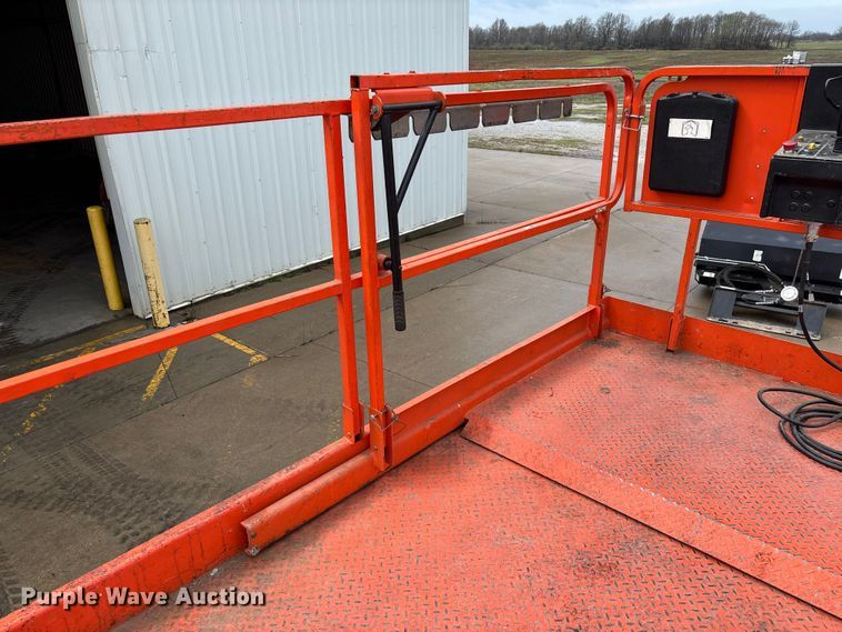 image for item FB3355 JLG 4069LE scissor lift