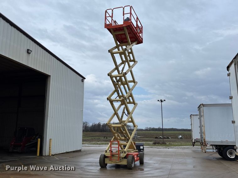 image for item FB3355 JLG 4069LE scissor lift