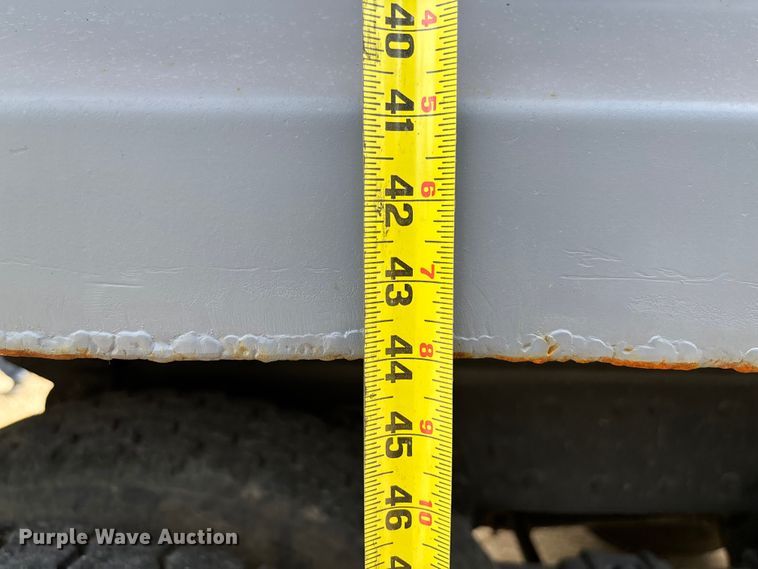 image for item FB3372 1983 Ford LNT8000 dump truck