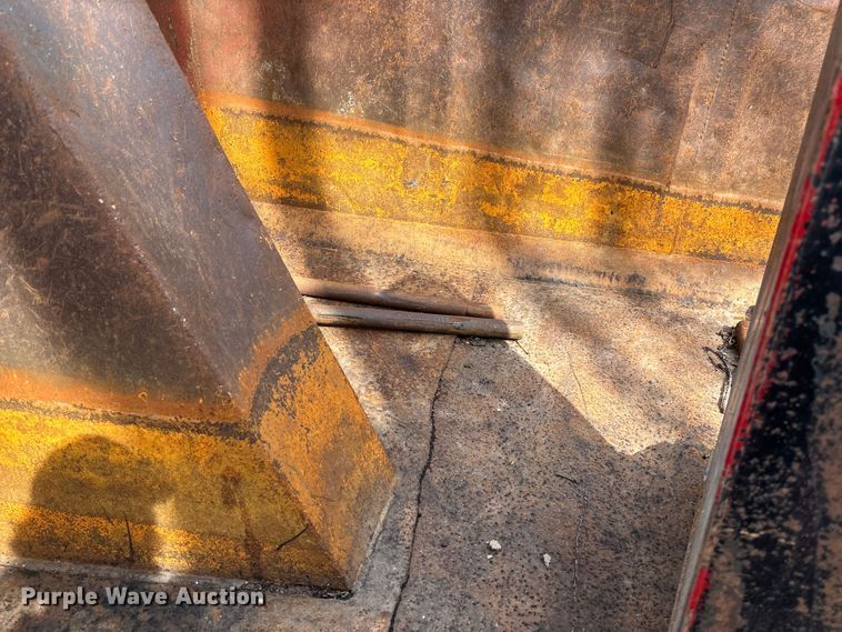 image for item FB3373 Davis dump bed