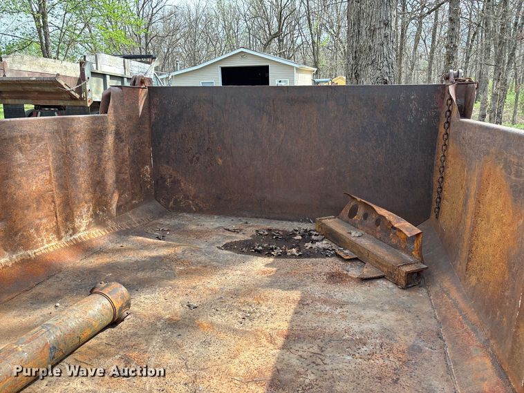 image for item FB3373 Davis dump bed