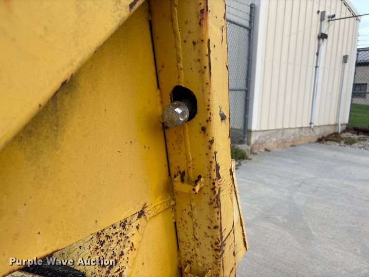 image for item FB3376 2001 Fairmont Steel Products RH418RT reel trailer