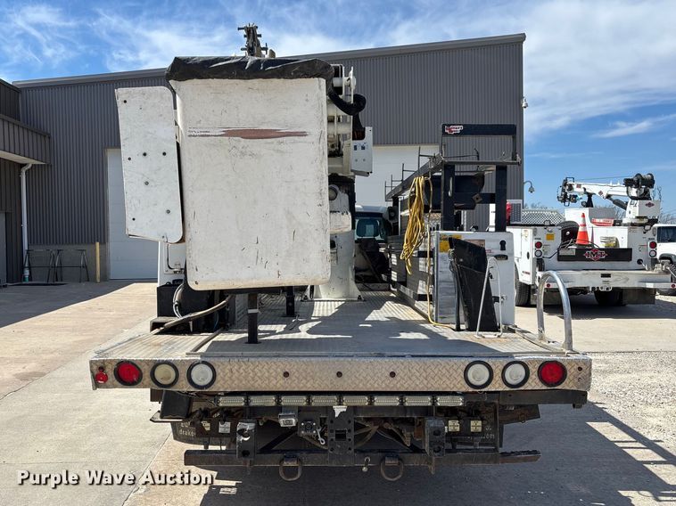 image for item FB3392 2011 Ford F550 bucket truck