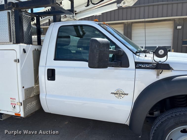 image for item FB3392 2011 Ford F550 bucket truck