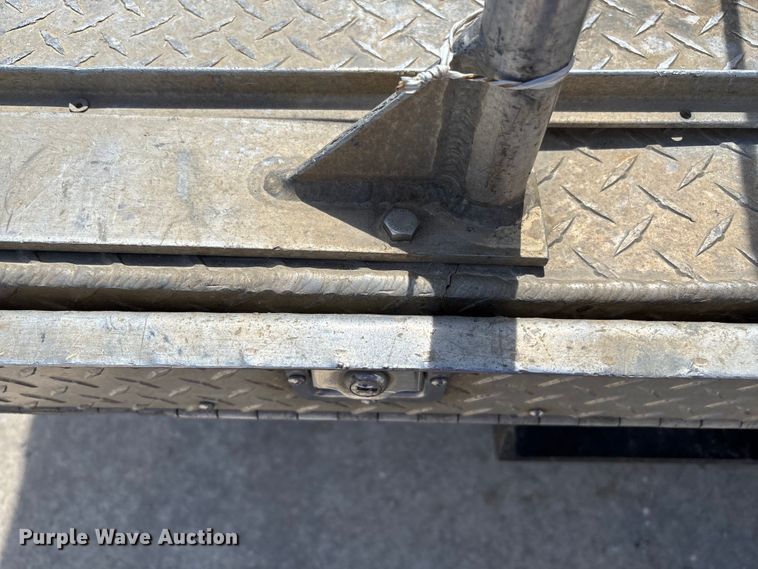 image for item FB3392 2011 Ford F550 bucket truck