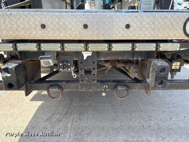 image for item FB3392 2011 Ford F550 bucket truck