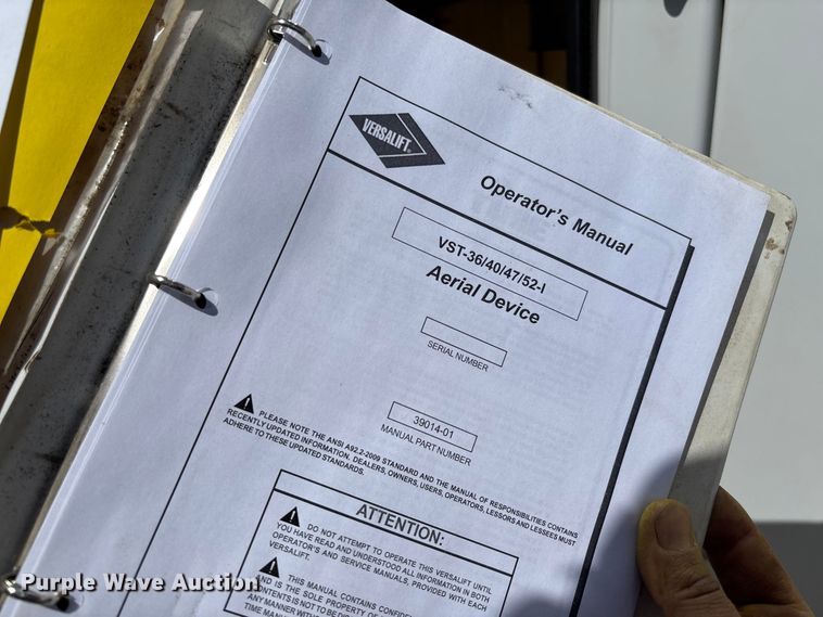 image for item FB3392 2011 Ford F550 bucket truck