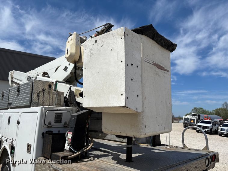 image for item FB3392 2011 Ford F550 bucket truck