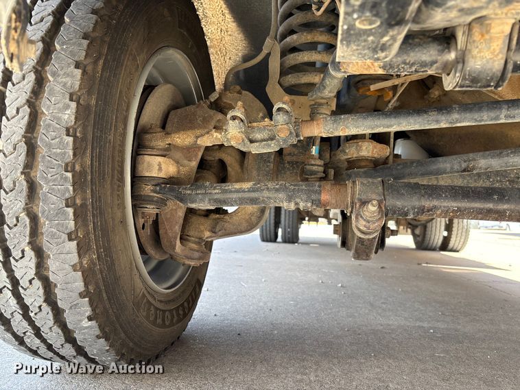 image for item FB3392 2011 Ford F550 bucket truck