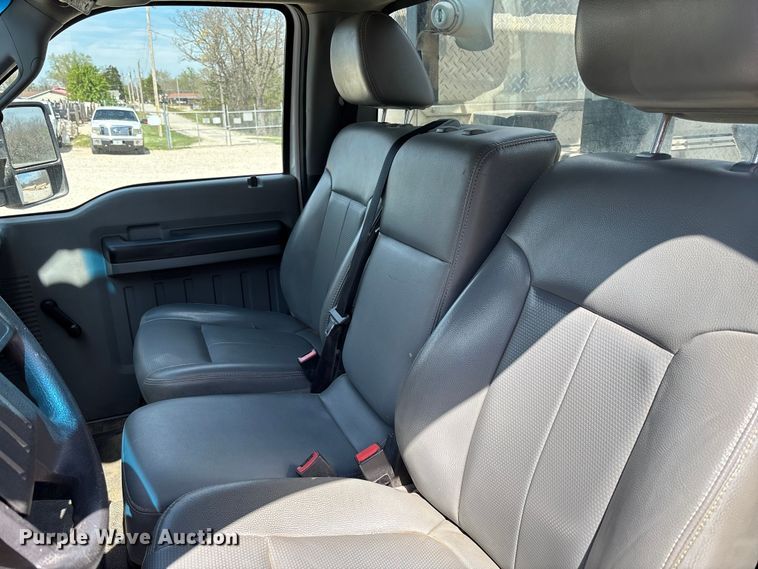 image for item FB3392 2011 Ford F550 bucket truck