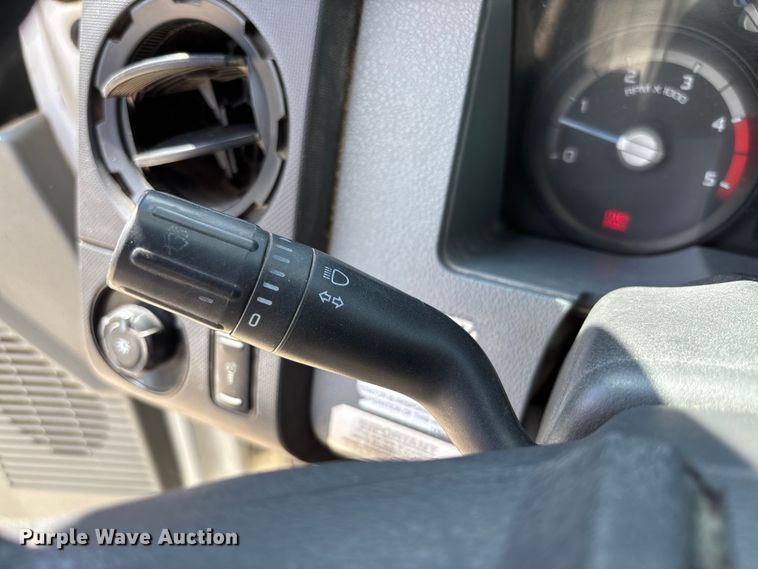 image for item FB3392 2011 Ford F550 bucket truck