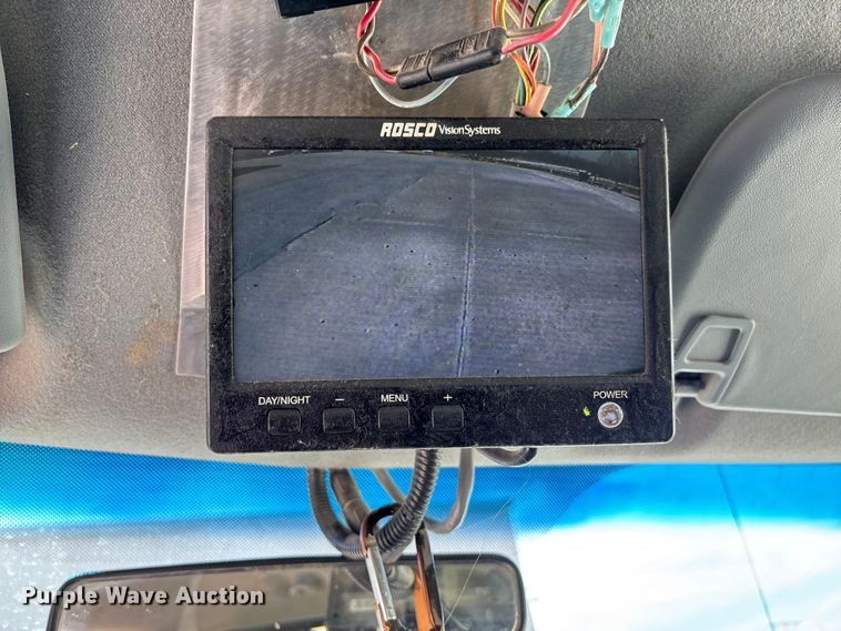 image for item FB3392 2011 Ford F550 bucket truck