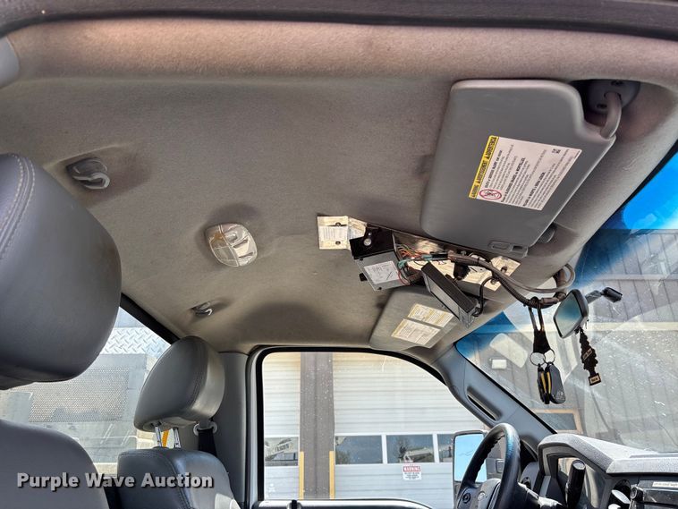 image for item FB3392 2011 Ford F550 bucket truck