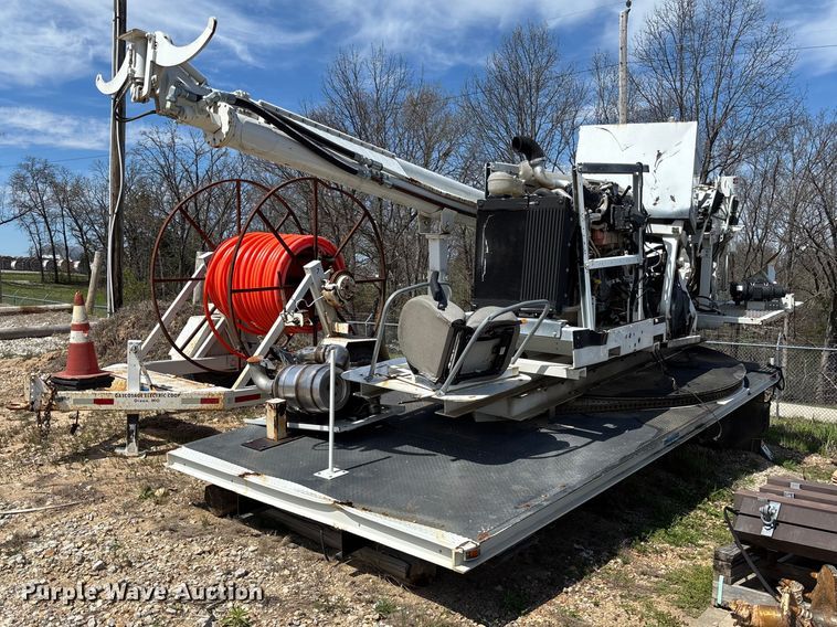 image for item FB3393 2021 Highway Manufacturing Company HHF pressure digger truck bed