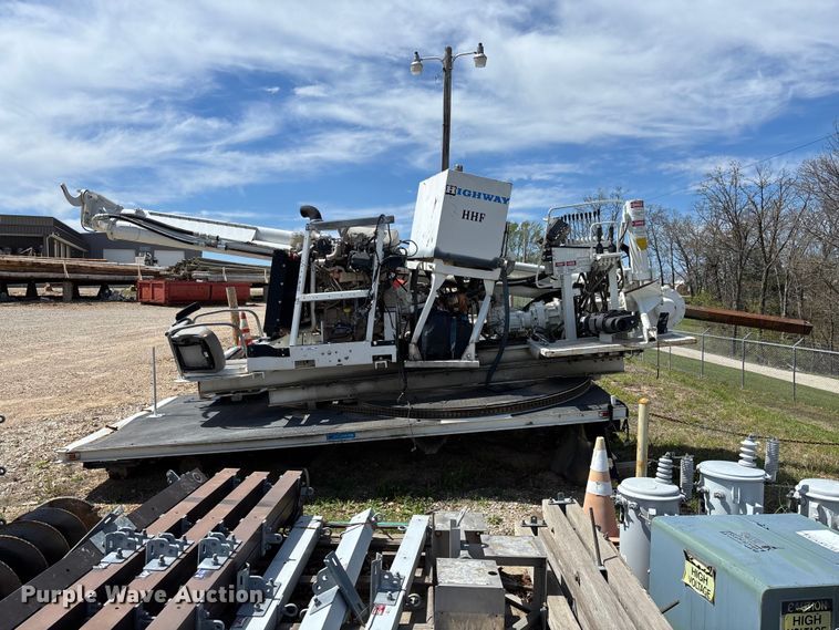 image for item FB3393 2021 Highway Manufacturing Company HHF pressure digger truck bed